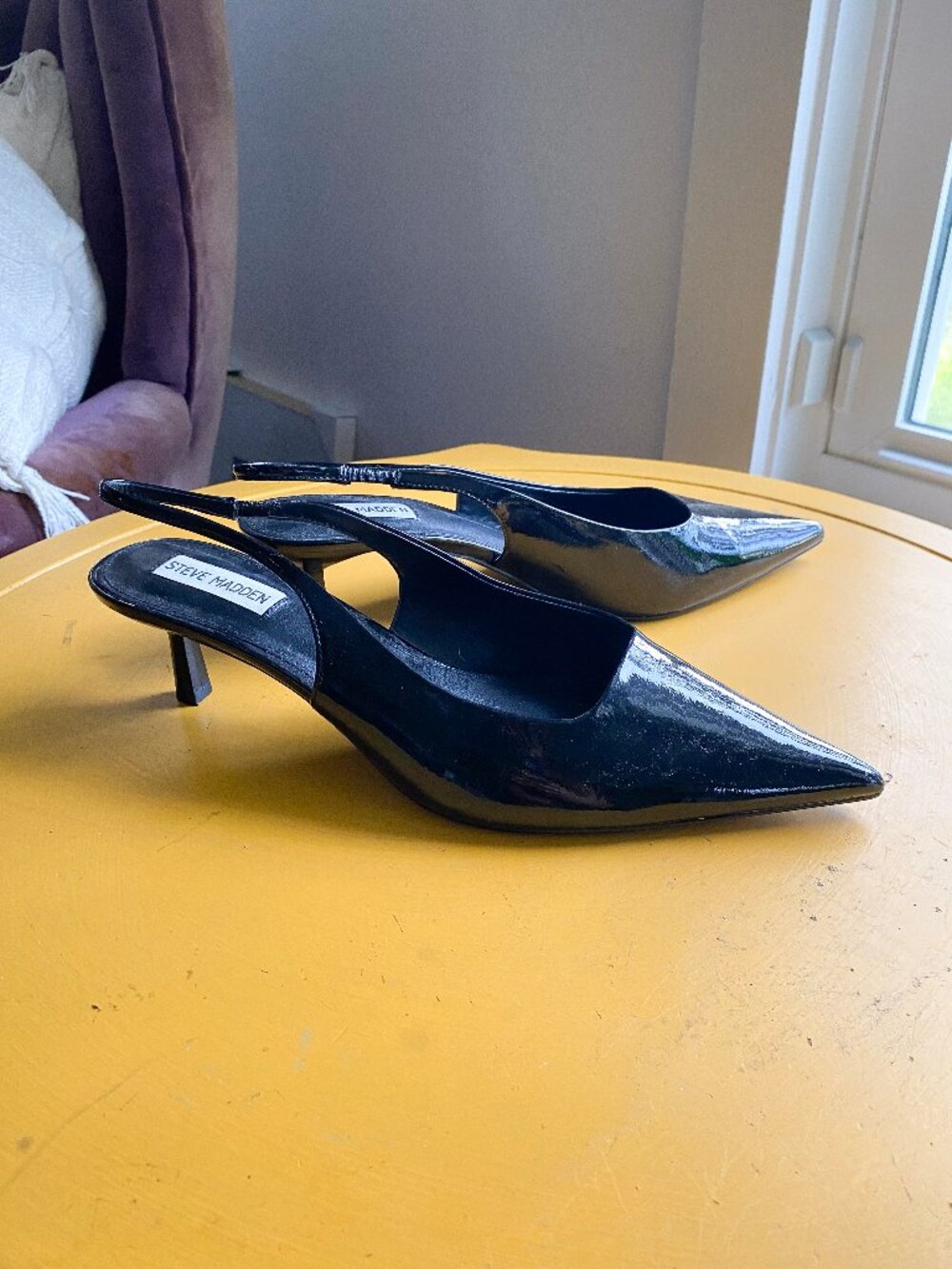 Steve Madden Black Patent Pointed Toe Slingback Kitten Heels